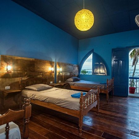 Estrella Beachfront Hotel Сан-Хуан-дель-Сур Екстер'єр фото